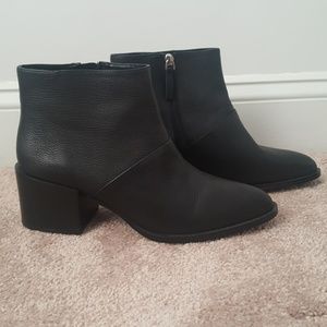 NEW Nine West Black Leather Booties sz 9.5M